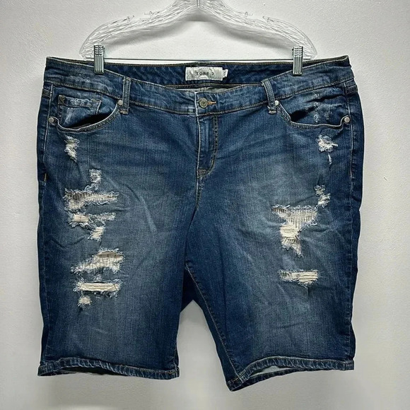 Torrid Denim Jean Shorts Cotton Stretch Distressed Blue Women's Plus Size 22 - Picture 1 of 10